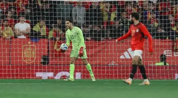 الشناوي يبلغ إدارة الأهلي بقراره في الرحيل